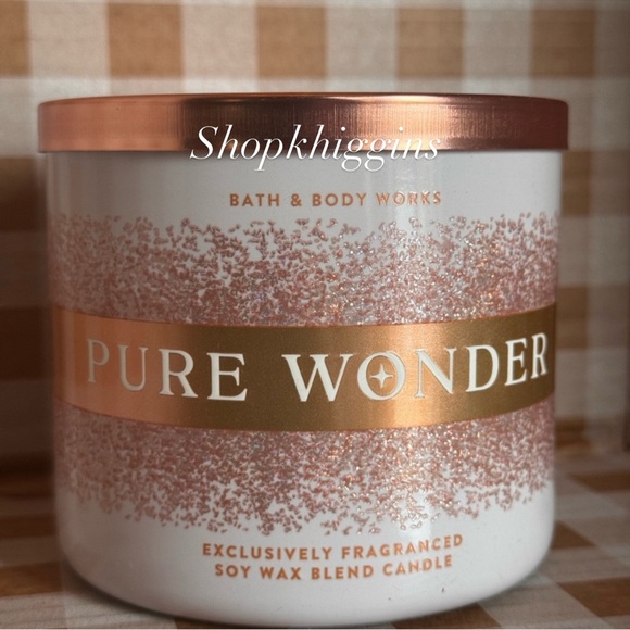 NEW B&BW Pure Wonder 3 wick soy wax blend candle - Picture 2 of 3